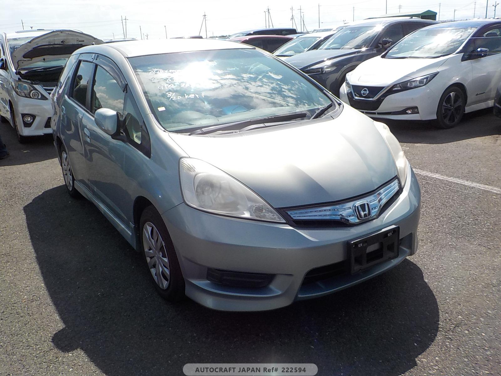 Honda Fit Shuttle Hybrid 2012