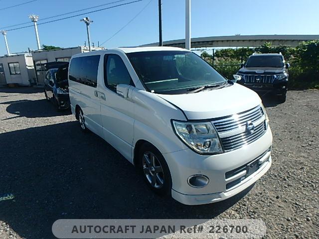 Nissan Elgrand 2009