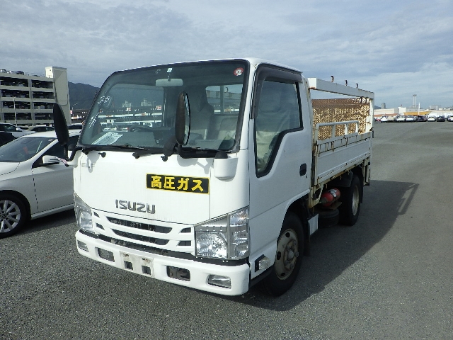 Isuzu Elf Truck