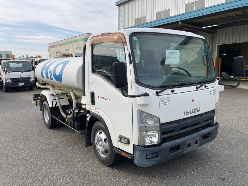 Isuzu Elf Truck
