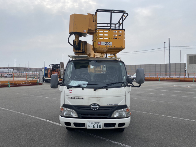 Hino Dutro