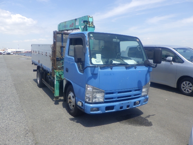 Isuzu Elf Truck
