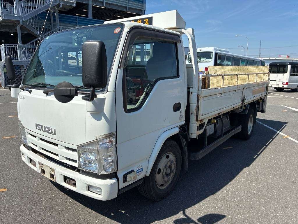 Isuzu Elf Truck