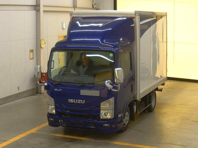 Isuzu Elf Truck