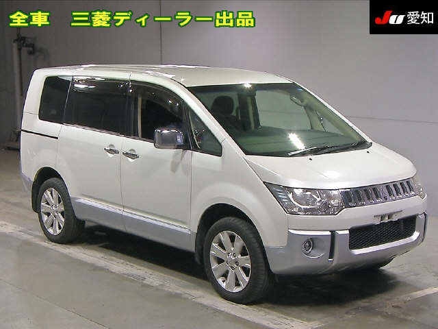 Mitsubishi Delica D5 11 White 2 Karmen Ltd