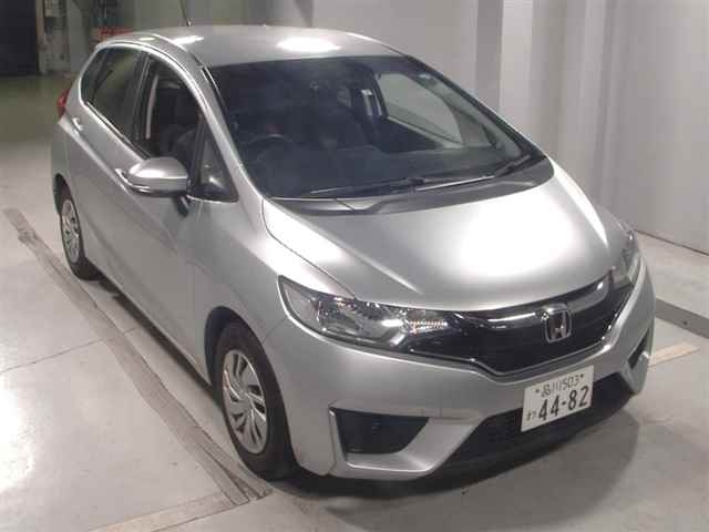 Honda Fit 17 Silver 1310cc Atm Karmen Ltd