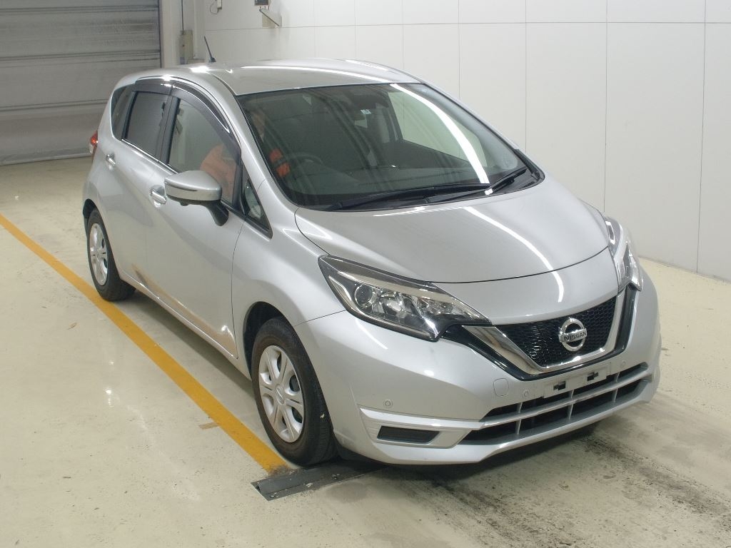 Nissan Note 17 Silver 1190cc Karmen Ltd