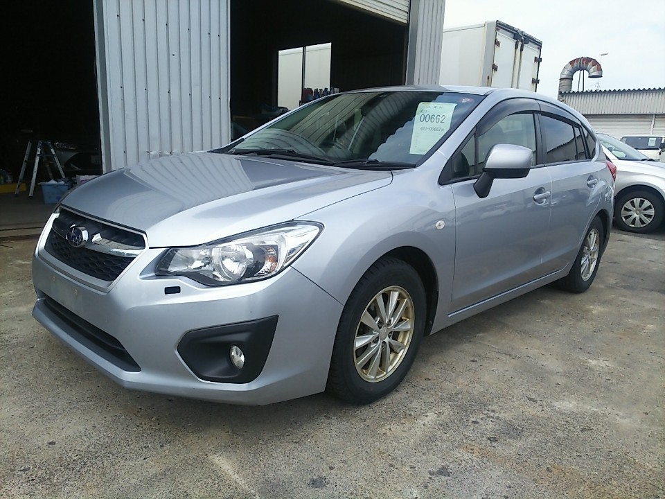 Subaru impreza 2014 хэтчбек