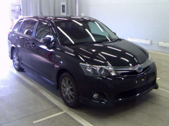 Corolla Fielder e165 2016 черный